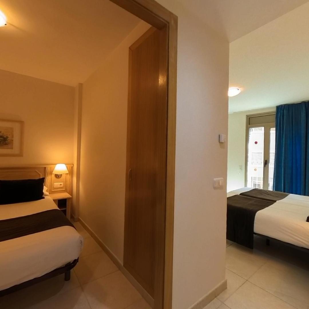 Hotel Cubil Pas De La Casa Esterno foto